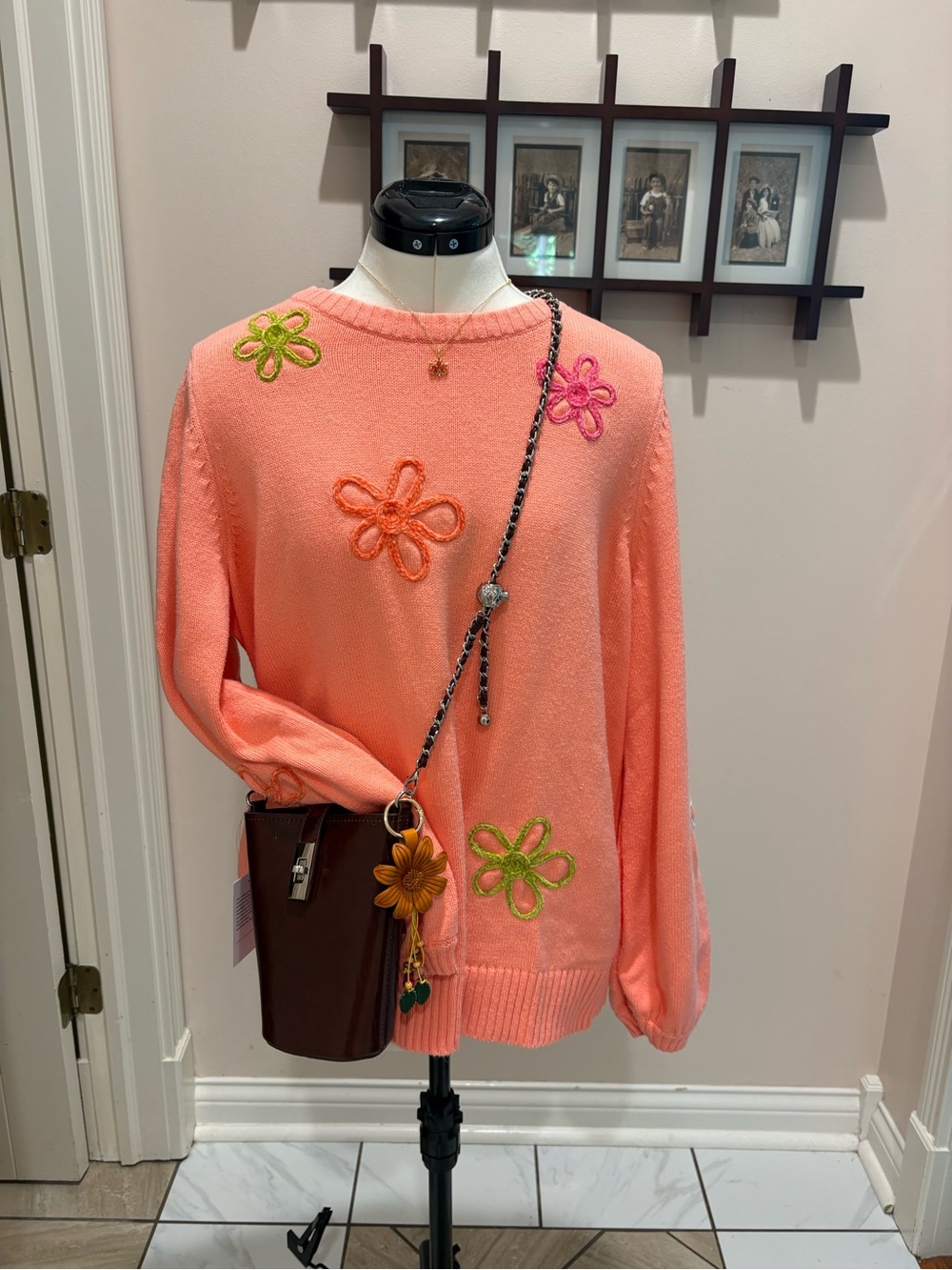 🍁Coral Pink Floral Embroidered Sweater+ Brand New Purse + Fall Necklace 🍁